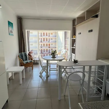 Estudio Moderno En Santa Margarita Roses