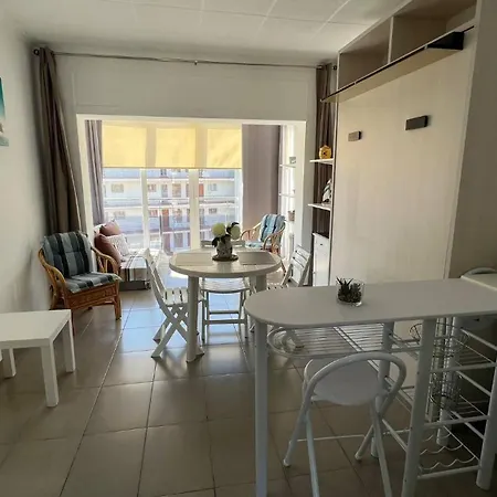 Estudio Moderno En Santa Margarita Av-23 * Roses